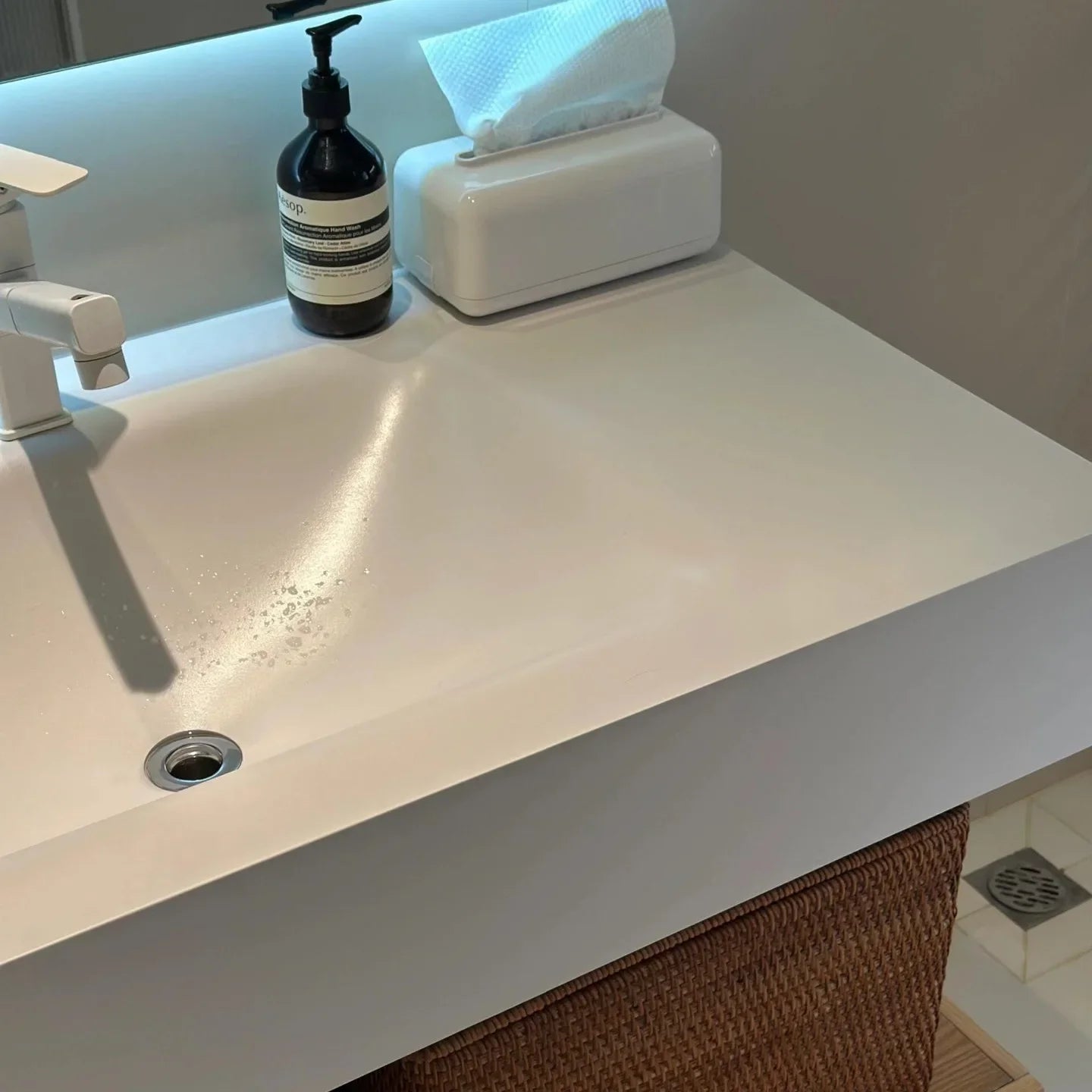 Bathroom Cabinet Slab Hot Bending Integrated Basin Wall-Mounted